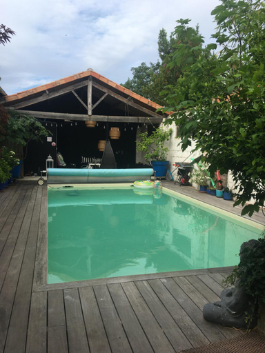 Others 5, Buky Palace, Charente-Maritime