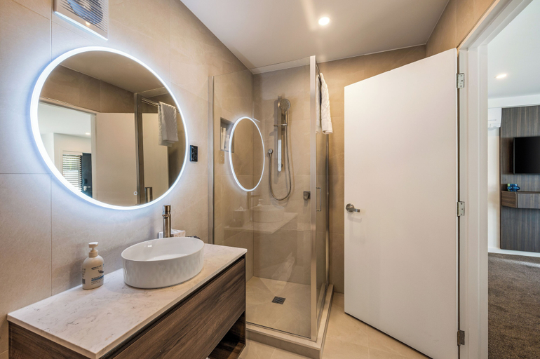 Bathroom 3, Luxe Suites and Apartments, Queenstown-Lakes