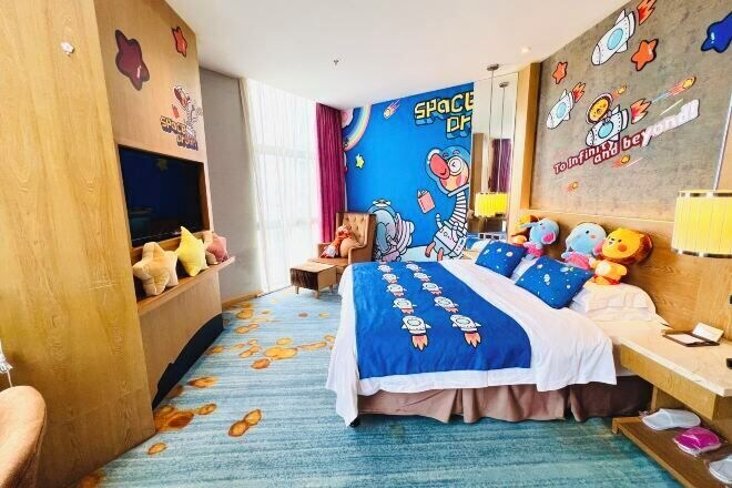 Bedroom 6