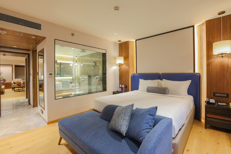 Bedroom 4, Pride Premier Pune, Pune
