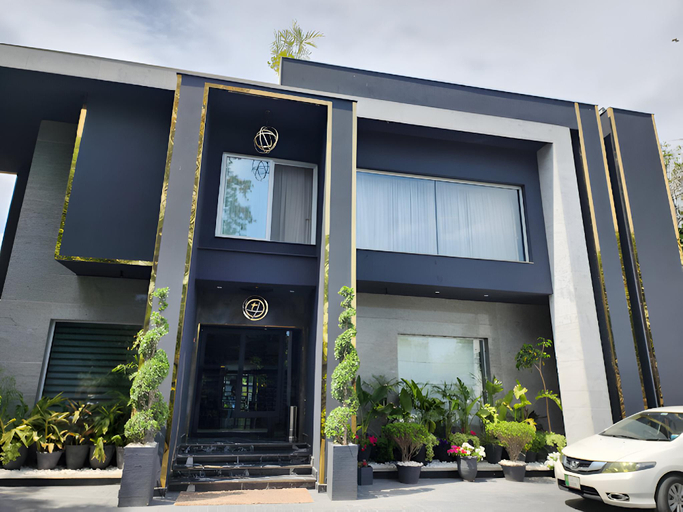 Others 5, Villa Vista, Islamabad