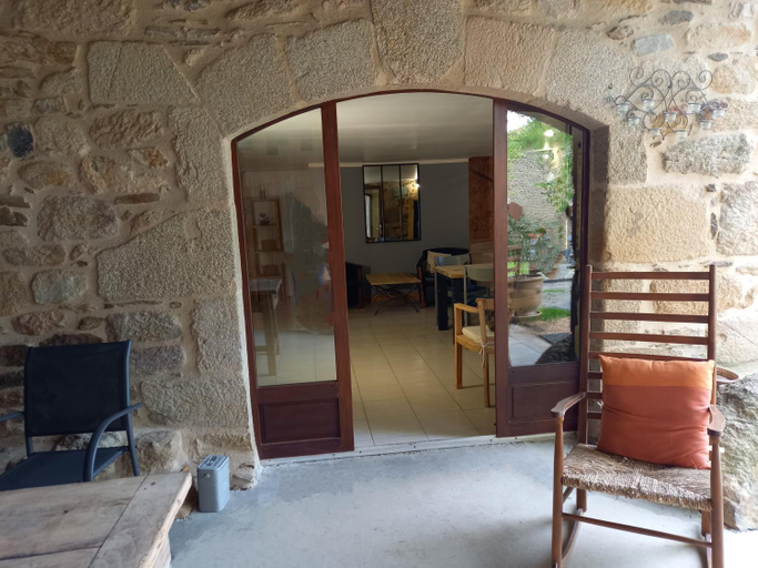 Others 2, Sous Le Tilleul, Lot
