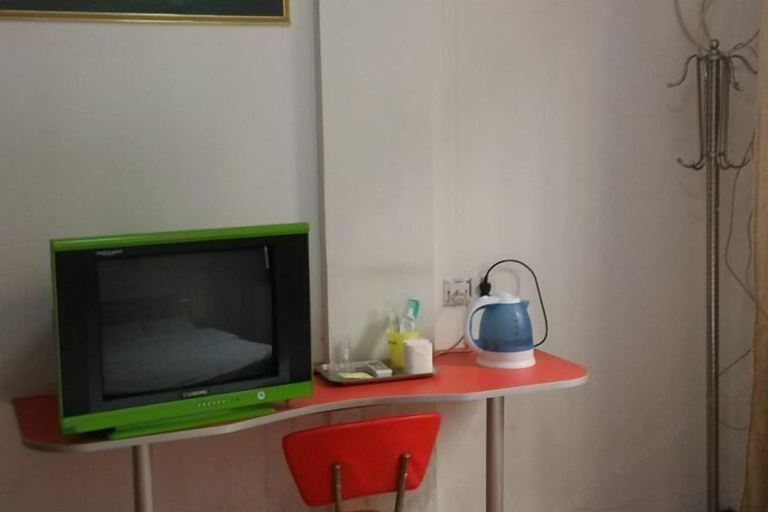 Others 4, Xingwang Hostel, Shanghai