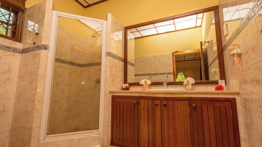 Bathroom 2, Amity Villa