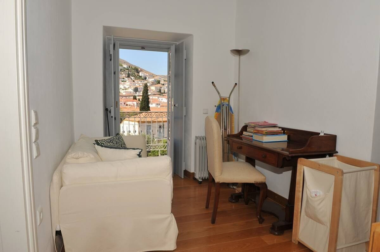 Bedroom, Zeus House by GHH, Attica