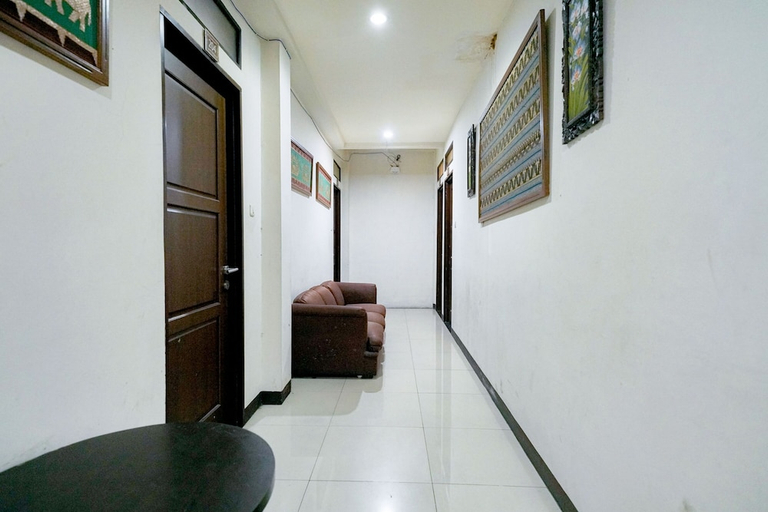 Others 5, Reddoorz Near Braga Street, Bandung