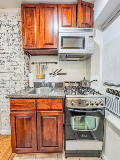 Others 5, 183 Orchard St, New York