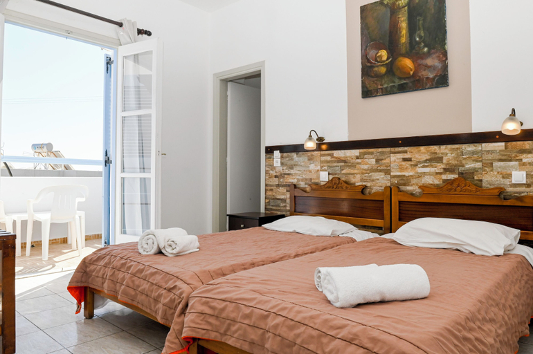 Bedroom 4, Hotel Narkissos, South Aegean