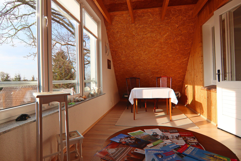 Game room 5, Gemutliche Ferienwohnung in Mallentin, Nordwestmecklenburg