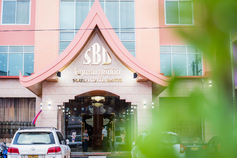 Exterior & Views 2, Soubandith Hotel, Pakxe