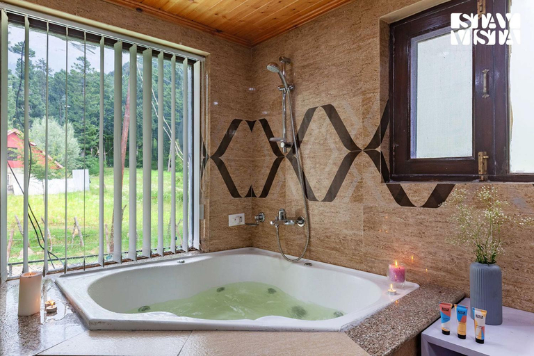 Bathroom 1, StayVista at Ruhaniyat, Anantnag