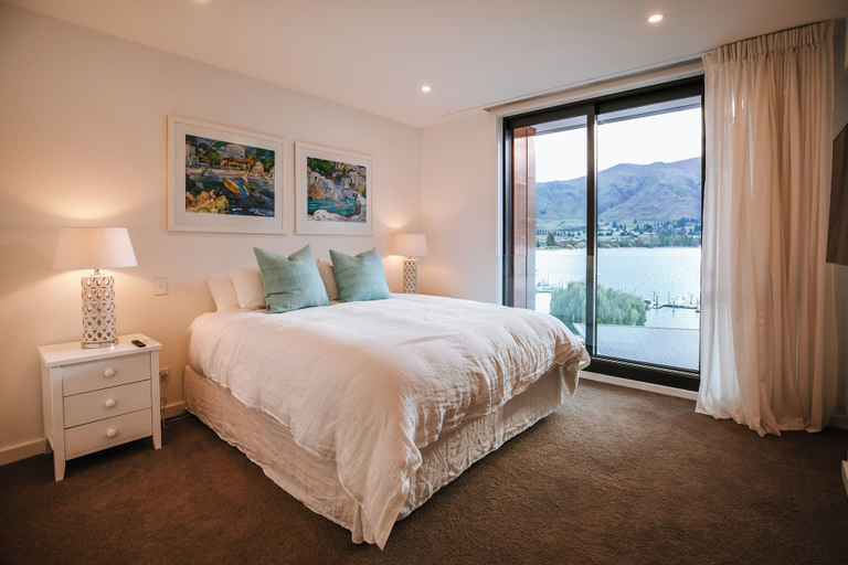 Bedroom 3, Nautilus - Sleeps 8 - Lake Views, Queenstown-Lakes