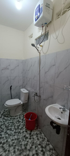 Bathroom 5, KB HOMESTAY PENGINAPAN MONGKONAI, Kotamobagu