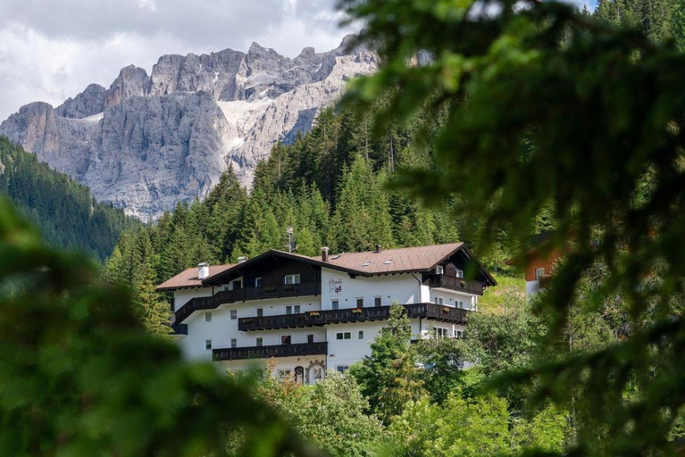 Others 5, Aparthotel Monte 44, Bolzano