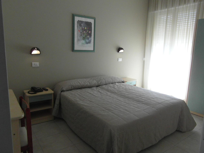 Bedroom 3, Hotel Admiral, Forli' - Cesena