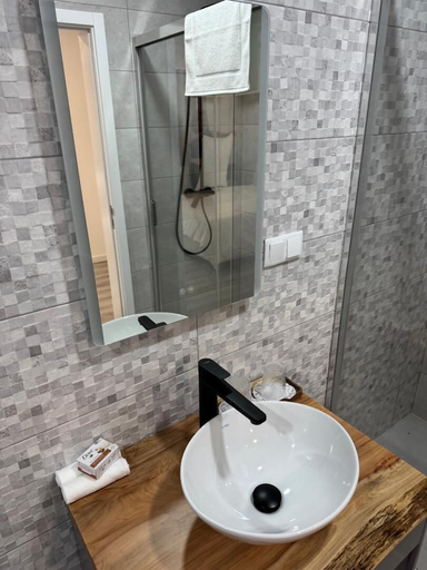 Bathroom 3, Bella Casa Bed & Breakfast, Ponta Delgada
