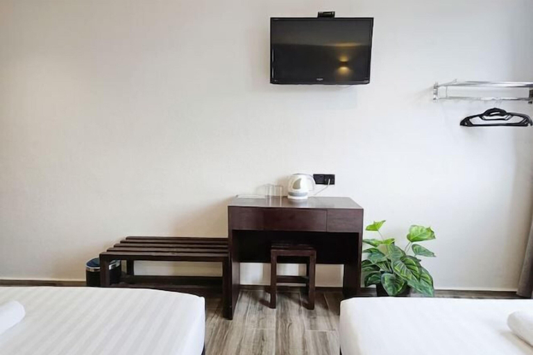 Bedroom 9