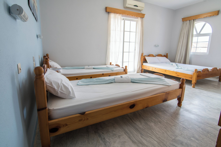 Bedroom 4, Hotel Agios Thomas, Epirus