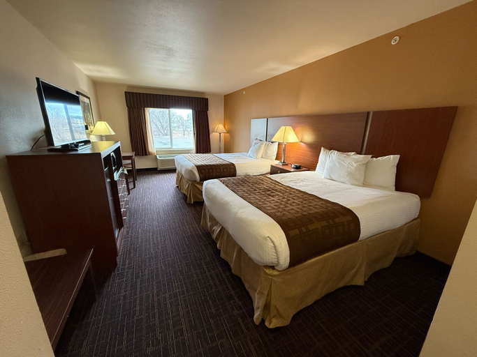 Bedroom 5, Richland Inn & Suites, Richland