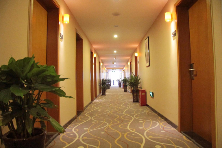 Others 5, 7 Days Premium·Leshan Qianwei Fengye Fortune Plaza, Leshan