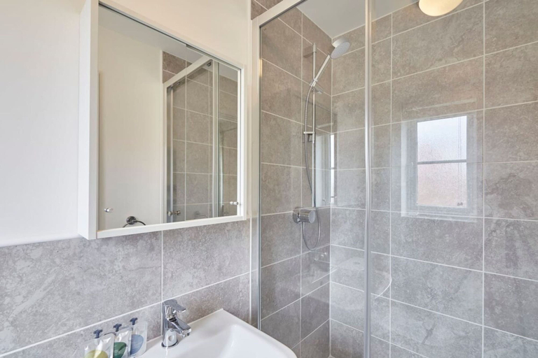 Bathroom 3, Host Stay Cayton Bay Cottage, North Yorkshire