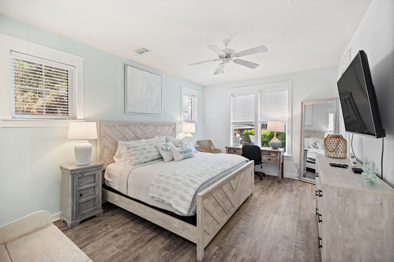 Bedroom 3, 1352 Laurel Grove 3 Bedroom Home by RedAwning, Walton