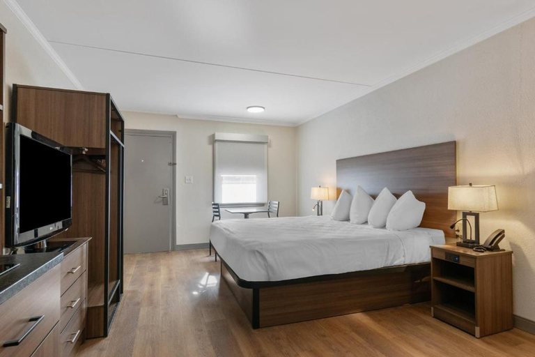Bedroom 5, Surestay Studio By BW Paradise Lancaster County, Lancaster