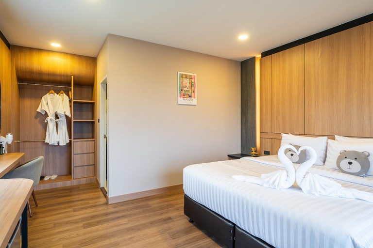 Bedroom 6
