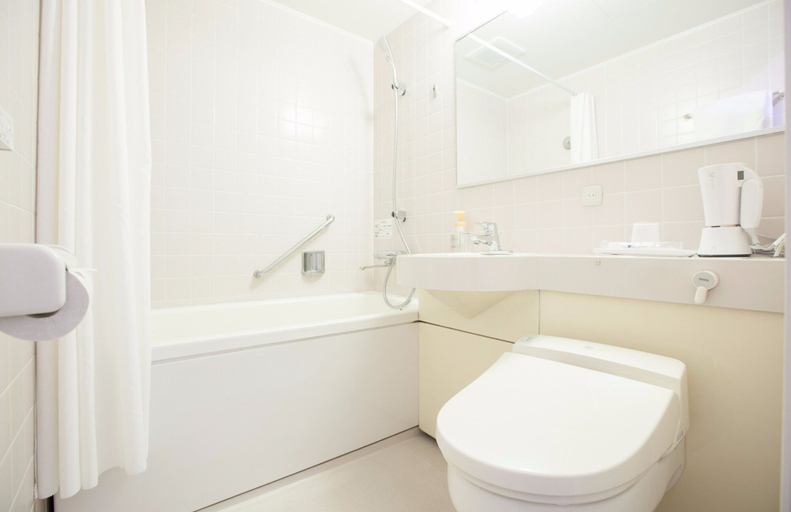 Bathroom 4, Tokyu Stay Yoga, Setagaya