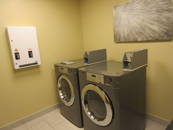 Bathroom 4, Best Western Plus St. John's Airport Hotel and Sui, Division No. 1