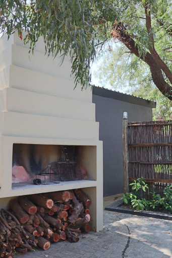 Others 5, Febe-Mari Guesthouse, Ngaka Modiri Molema