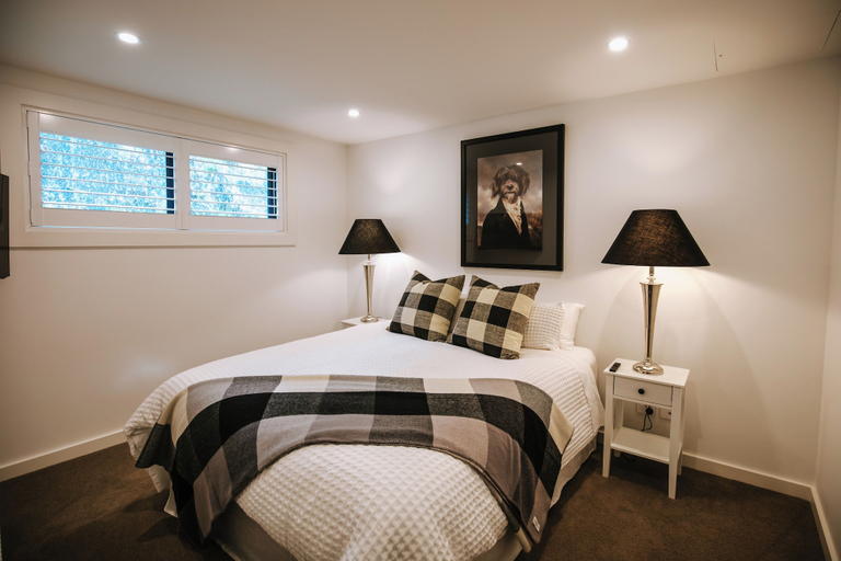 Bedroom 4, Nautilus - Sleeps 8 - Lake Views, Queenstown-Lakes
