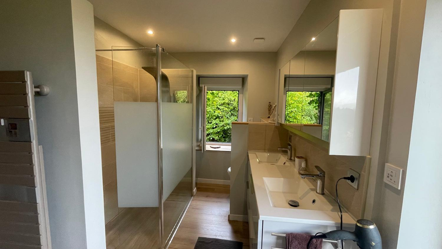 Bathroom 3, Chambre d hotes le 23, Orne