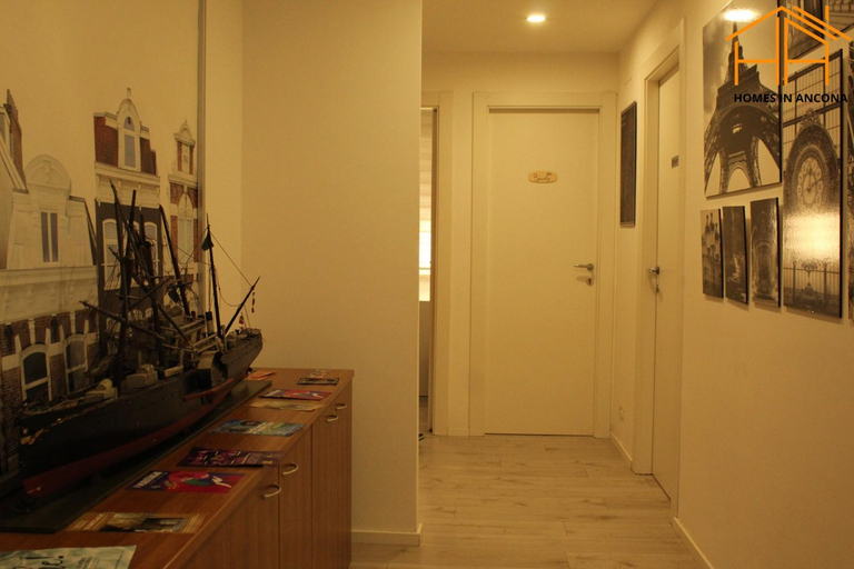 Others 5, CarloAlberto23- Rooms by Homes in Ancona, Ancona