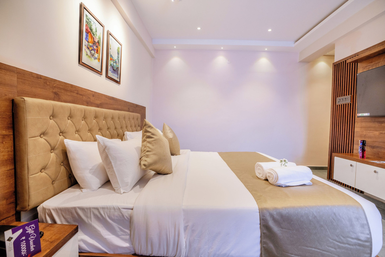 Bedroom 3, Seaking Suites, Ernakulam