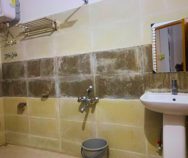 Bathroom 4, Hotel Horizon, Lower Subansiri