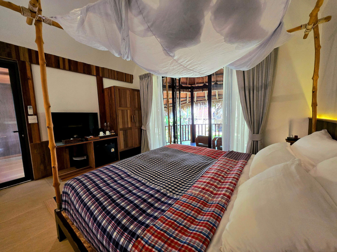 Bedroom 13