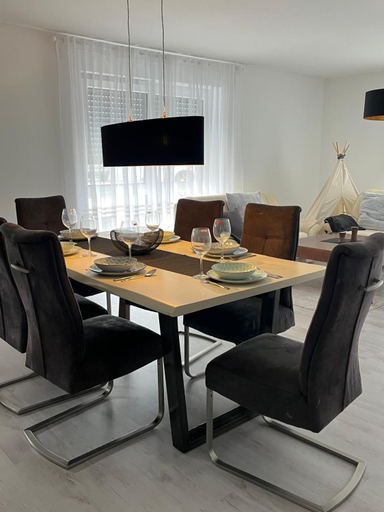 Others 5, Monteurwohnung & Business Apartment mit Terrasse & Parkplatz in Reutlingen EG, Reutlingen