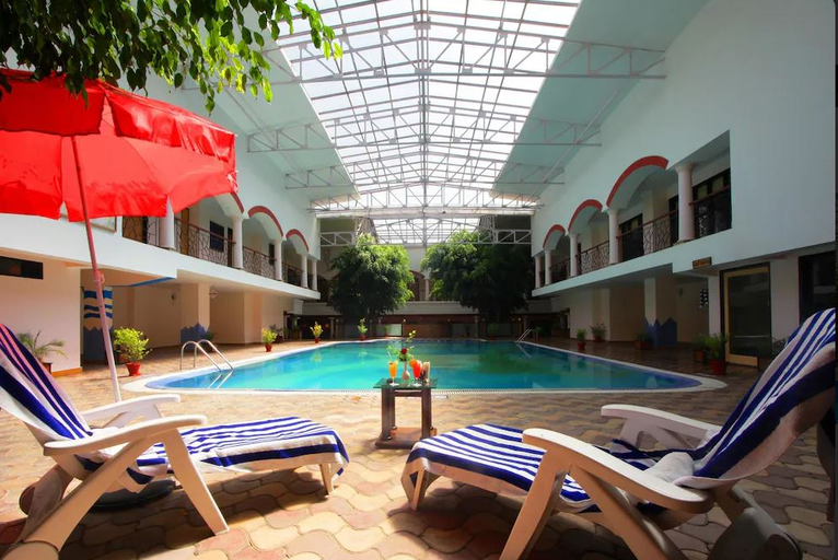Sport & Beauty 2, Country Inn Bhimtal, Nainital