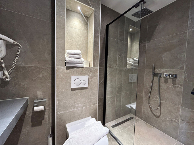Bathroom 5, XO Hotels Blue Square, Amsterdam