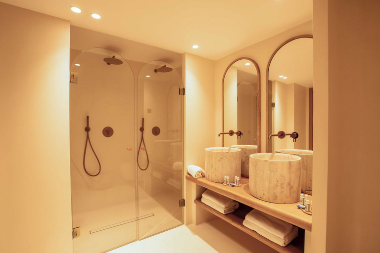 Bathroom 4, Relaxing Room With AC in a Villa in Gassin, Var