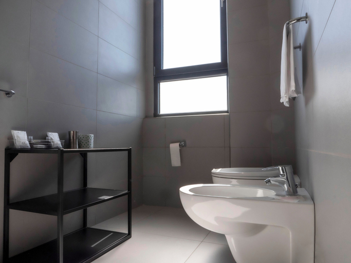 Bathroom 5, LOTO BUSINESS HOTEL, Rome