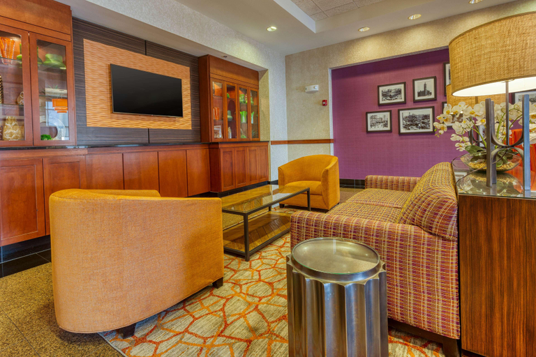 Public Area 2, Drury Inn & Suites Indianapolis Northeast, Indianapolis