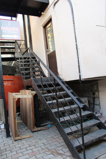 Exterior & Views 2, Paradise AC Dormitory, Bareilly