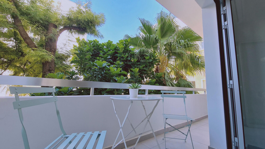Room 2, 97 LIM - Stay Vital Elegance Apartment