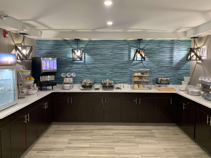 Food & Drinks 5, Best Western West Lebanon- Hanover Hotel, Grafton