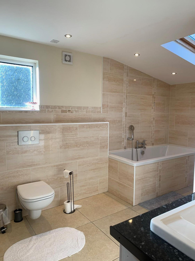 Bathroom 5, Ashfield Bed and Breakfast, Belfast