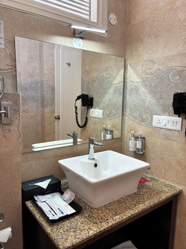Bathroom 3, Regenta Resort & Spa Mashobra, Shimla