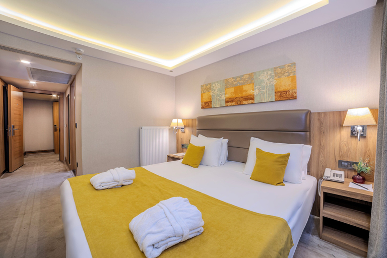 Bedroom 2, Royal Termal Hotel, Osmangazi
