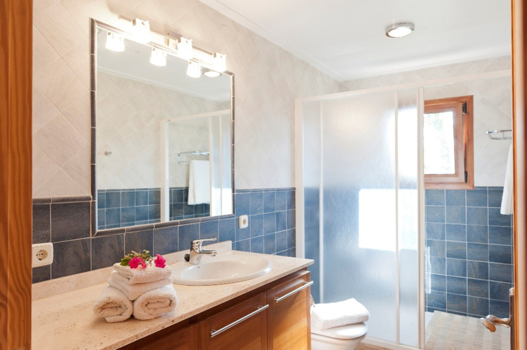 Exterior 5, Villa in Sa Pobla With Private Pool & Beaches, Baleares